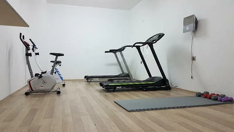 ホテル Ozyigit Otel アンタルヤ