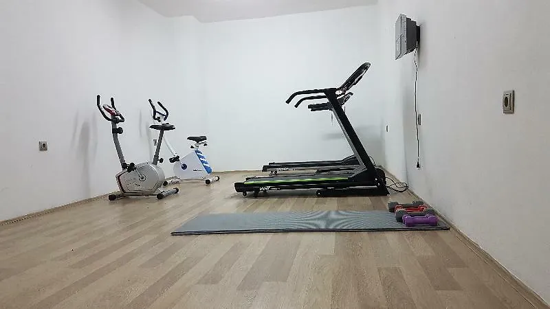 Ozyigit Otel アンタルヤ 3*,