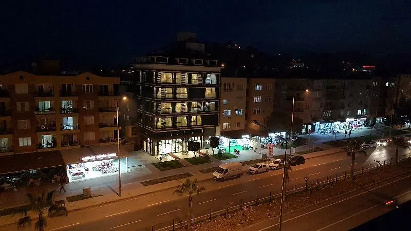 *** ホテル Ozyigit Otel アンタルヤ トルコ