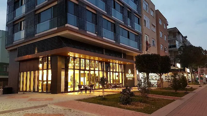 Ozyigit Otel アンタルヤ 3*,