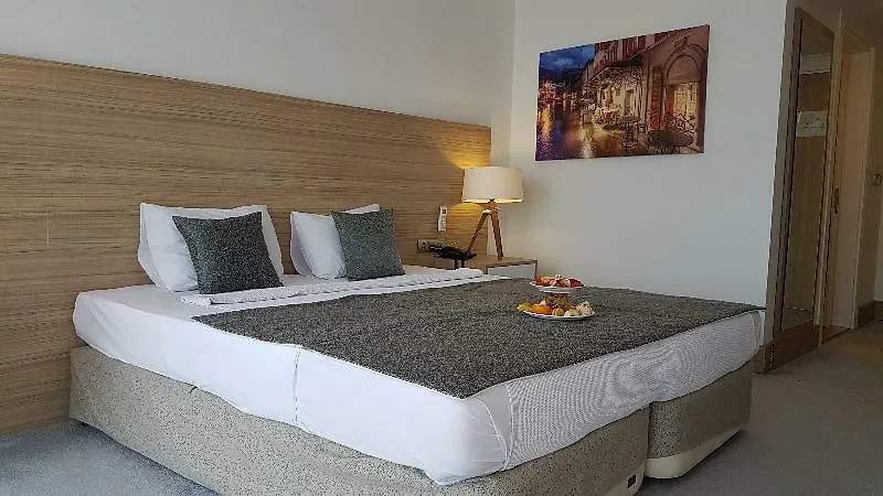 *** ホテル Ozyigit Otel アンタルヤ トルコ